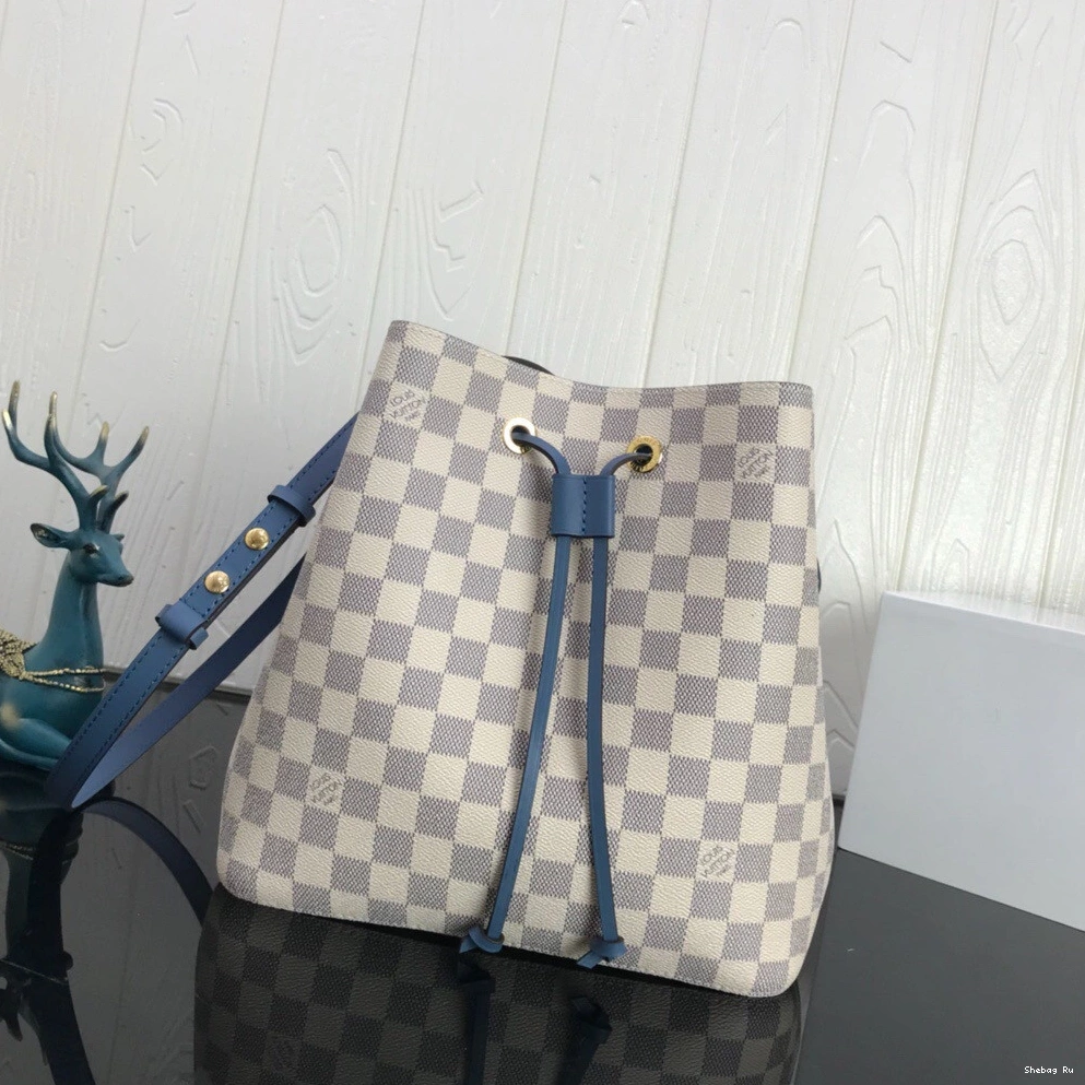 Vuitton NEO Louis NOE 0806